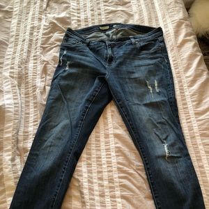 Like NEW  KFTK Cameron straight leg jeans